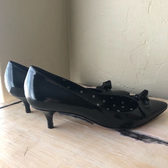 𝅺moschino Cheap and Chic Patent Pumps - Picture 4 of 5